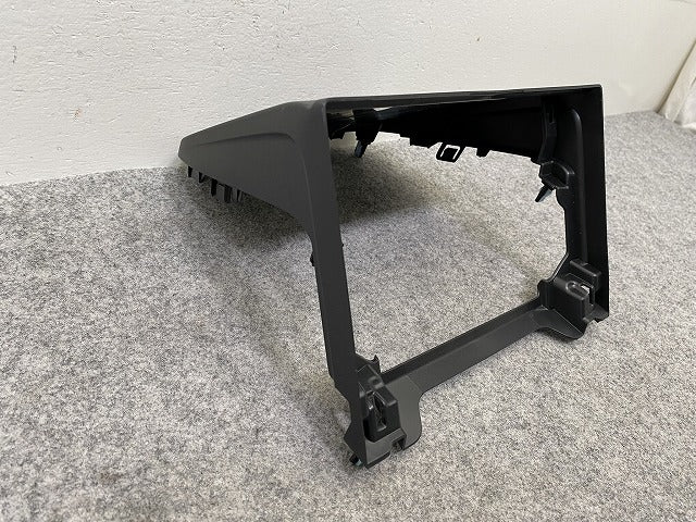 新車取り外し!ヴェゼル/VEZEL/ハイブリッド RV3/RV4/RV5/RV6 純正  オーディオパネル センターパネル インパネ 77250-3M0-J0 素地(144907)