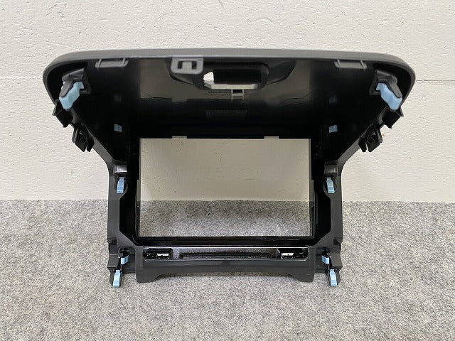 新車取り外し!ヴェゼル/VEZEL/ハイブリッド RV3/RV4/RV5/RV6 純正  オーディオパネル センターパネル インパネ 77250-3M0-J0 (144916)