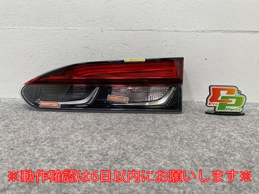 カローラ クロス ZSG10/MXGA10 ハイブリッド/ZVG11/15/13/16 純正 右 フィニッシャーランプ/テールランプ/LED 刻印JR HASCO 16-181(144941)