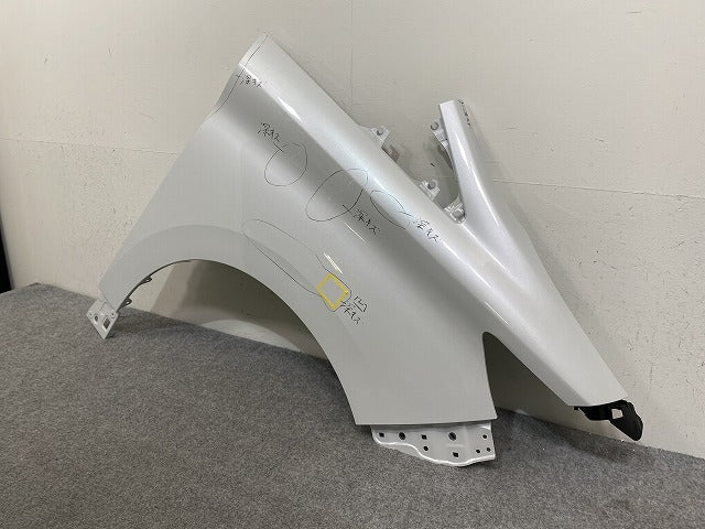アルファード 40系/AGH40W/AGH45W ハイブリッド/AAHH40W/AAHH45W 純正 右 フロントフェンダー 53801-V2010 プラチナホワイトパール(144947)