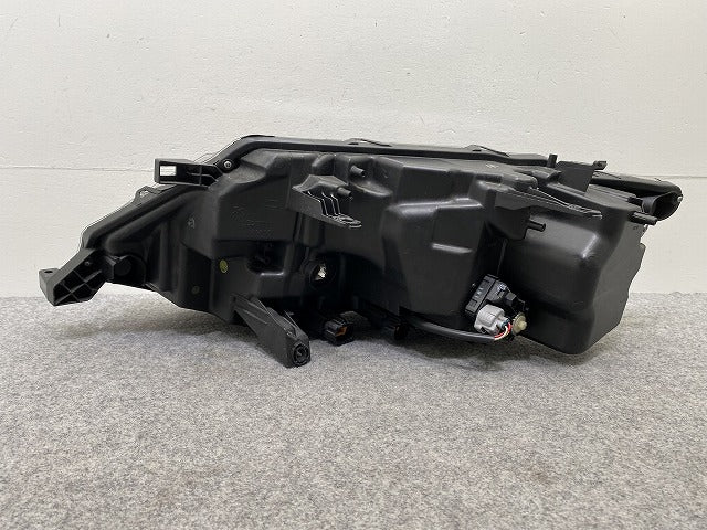 エクストレイル/X-TRAIL T32/NT32/HT32/HNT32 純正 後期 右 ヘッドライト/ランプ LED 刻印W KOITO 100-23746 日産(144949)