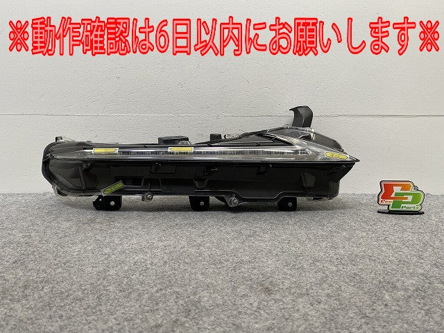NX 200t/AGZ10/AGZ15 300h/AYZ10/AYZ15 純正 前期 右 ウィンカー LED KOITO 78-13 レクサス(144951)