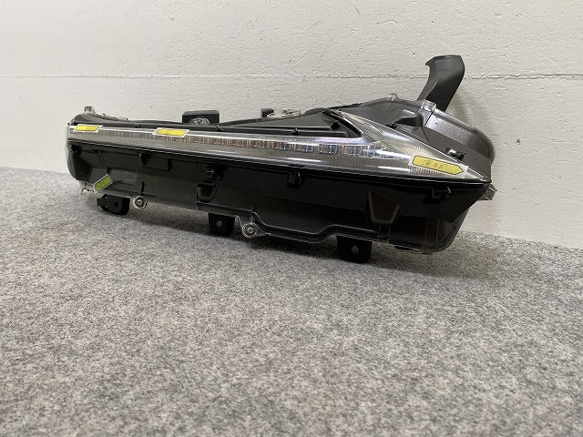NX 200t/AGZ10/AGZ15 300h/AYZ10/AYZ15 純正 前期 右 ウィンカー LED KOITO 78-13 レクサス(144951)