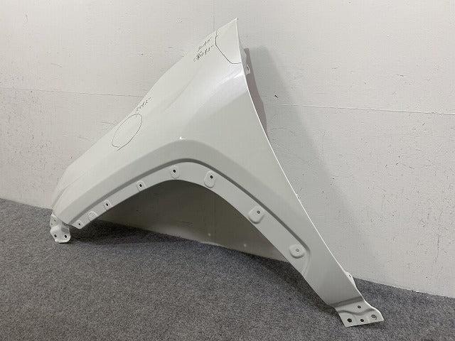 RAV4 ラブ4 MXAA52/MXAA54/AXAH52/AXAH54 左 フロント フェンダー ホワイトパールクリスタルシャイン 070 トヨタ(145037)