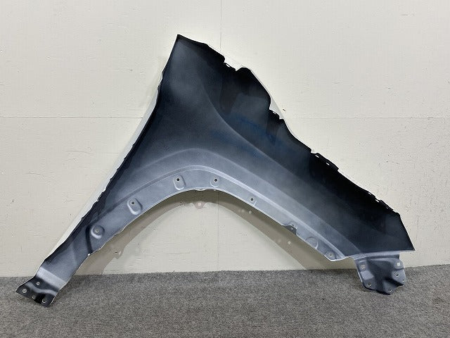 RAV4 ラブ4 MXAA52/MXAA54/AXAH52/AXAH54 左 フロント フェンダー ホワイトパールクリスタルシャイン 070 トヨタ(145037)