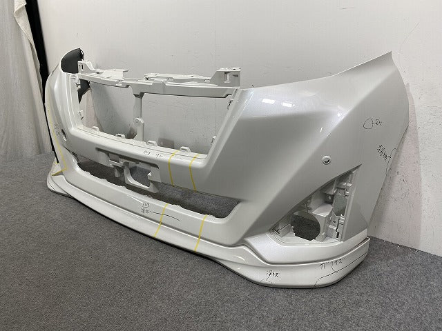 ルーミー/ジャスティ M900A/M910A/M900F/M910F 純正 前期 フロント バンパー スポイラー付 52119-B1350/60 パールホワイトIII W24(145061)