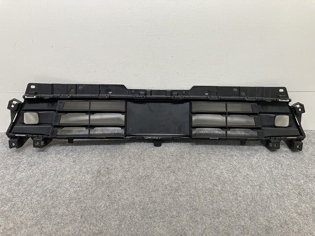 セレナ/ハイウェイスター C28/FC28/FNC28 e-POWER/オーテック/ルキシオン/GFC28 フロント グリル/ラジエーターグリル 62254 7DF0A(145080)