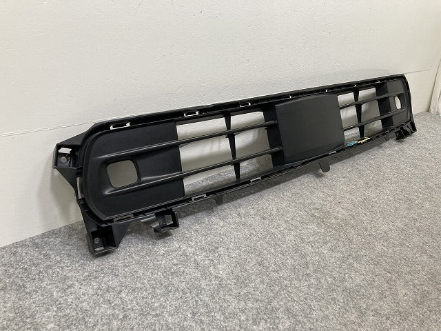 セレナ C28/NC28/FC28/FNC28 e-POWER/GC28/GFC28 純正 フロント グリル/ラジエーターグリル 62254 7DA0A/62254 7DA0B 素地(145082)