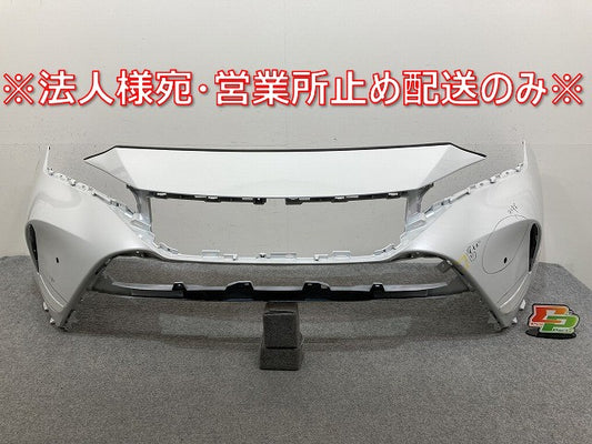 ハリアー 80系/MXUA80/MXUA85/AXUH80/AXUH85/AXUP85 純正 フロントバンパー 52119-488301 プラチナホワイトパールマイカ(145089)