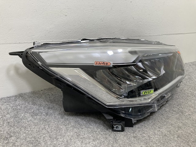 ライズ A200A/A210A/A201A/A202A 純正 後期 右 ヘッドライト/ランプ レベライザーLED ICHIKOH 1991 81110-B1710 トヨタ(145093)