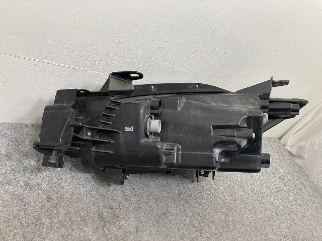 CX-5/CX5 KE2FW/KE2AW KE5FW/KE5AW KEEFW/KEEAW 後期 右 ヘッドライト/ランプ レベライザーLED STANLEY W2857 マツダ(145094)