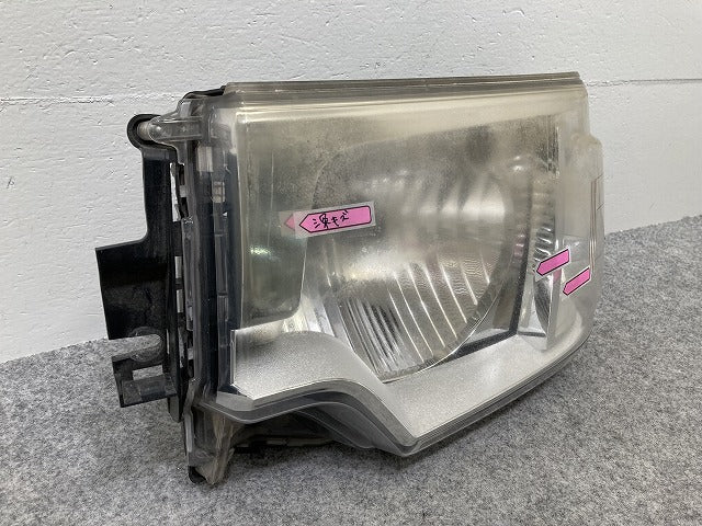 ミニキャブ/クリッパー U61T/U62T/U61V/U62V/U71V/U72V 純正 後期 左 ヘッドライト/ランプ ハロゲン 刻印A STANLEY W0736 L(145107)