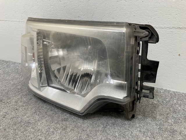 クリッパー NV100/ミニキャブ/タウンボックス U61V U62V U61T U62T U61W U62W U71V U72V 後期 右 ヘッドライト ハロゲン W7036(145116)