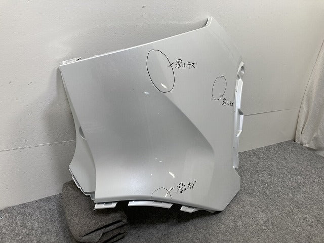 カローラ クロス G/GX/S/ZSG10/MXGA10 ハイブリッド/ZVG11/ZVG15/ZVG13/ZVG16 純正 右 リア コーナーパネル/バンパー 52165-16020(145133)