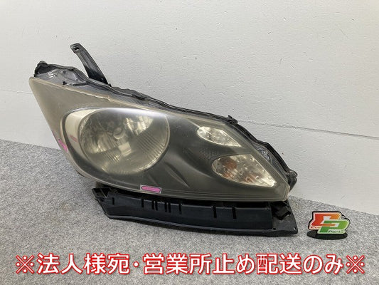 フリード GB3/GB4 純正 右 ヘッドライト/ランプ キセノン HID 刻印N0 KOITO 100-22838 ホンダ(145137)