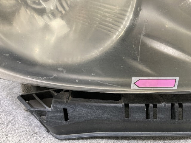 フリード GB3/GB4 純正 右 ヘッドライト/ランプ キセノン HID 刻印N0 KOITO 100-22838 ホンダ(145137)