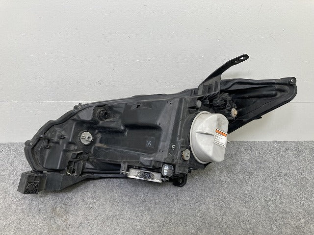 フリード GB3/GB4 純正 右 ヘッドライト/ランプ キセノン HID 刻印N0 KOITO 100-22838 ホンダ(145137)