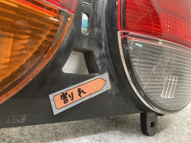 ミニキャブ/クリッパー U61V/U62V/U71V/U72V 純正 テールランプ/ライト/レンズ ハロゲン KOITO 220-87369/33-08035 三菱(145141)