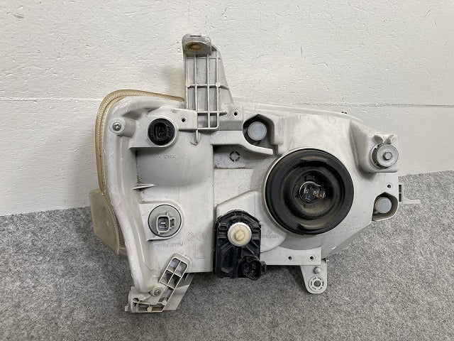 タント L375S/L385S 純正 左 ヘッドライト/ランプ レベライザーハロゲン KOITO 100-51945 ダイハツ(145159)