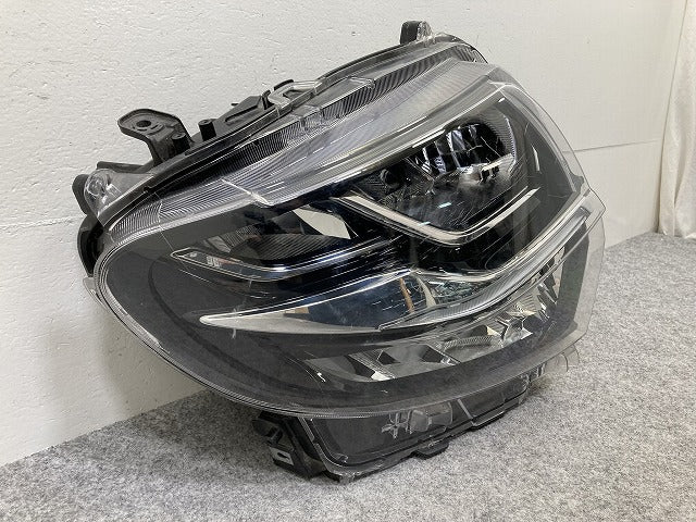タント カスタム LA650S/LA660S 純正 前期 右 ヘッドライト/ランプ レベライザーLED 刻印Z KOITO 100-69075 ダイハツ(145161)