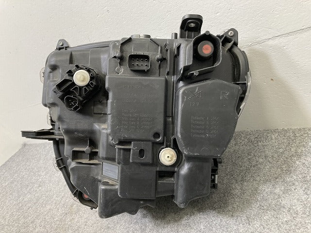 タント カスタム LA650S/LA660S 純正 前期 右 ヘッドライト/ランプ レベライザーLED 刻印Z KOITO 100-69075 ダイハツ(145161)