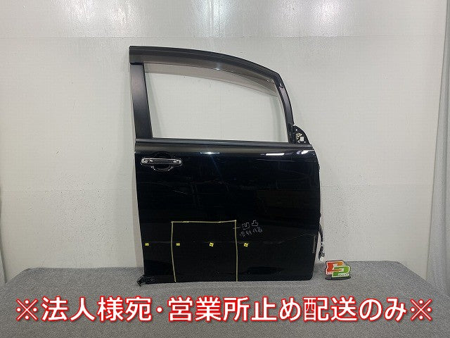 ヴォクシー VOXY 80系/ZRR80W/ZRR85W/ZRR80G/ZRR85G ハイブリッド/ZWR80W/ZWR80G 純正 右 フロントドア 内張バイザーサイドパネル(145168)
