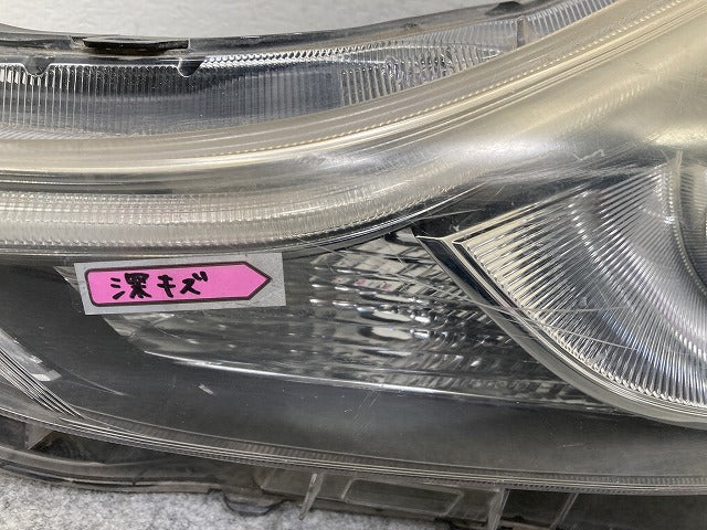 プリウスα/アルファ ZVW40W/ZVW41W 純正 後期 左 ヘッドライト/ランプ LED レベライザー 刻印A2 KOITO 47-65 トヨタ(145174)