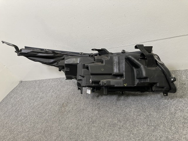 プリウス PHV ZVW52 純正 左 ヘッドライト/ランプ LED 刻印イ KOITO 47-88 811585-47631 トヨタ(145184)