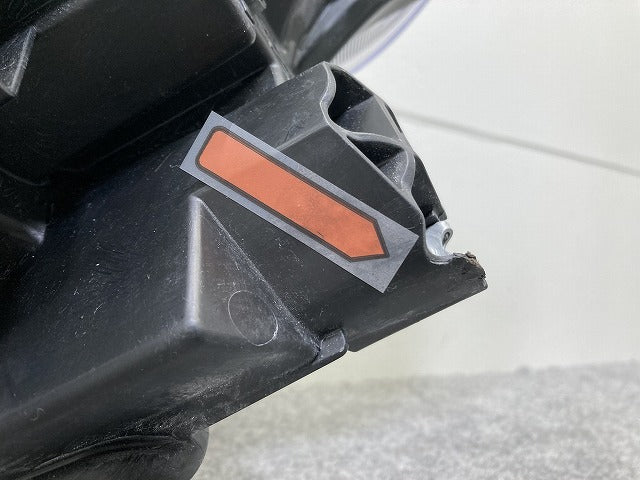 ルークス ハイウェイスター B44A/B45A/B47A/B48A 純正 右 ヘッドライト/ランプ LED レベライザー 刻印Y KOITO 100-23779 日産(145191)
