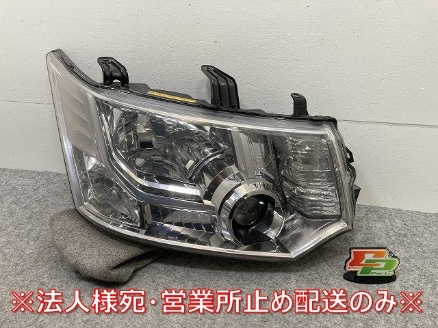 デリカD:5/D5 CV1W/CV2W/CV4W/CV5W 純正 前期 右 ヘッドライト/ランプ キセノン HID レベライザー KOITO 100-87918 三菱(145199)