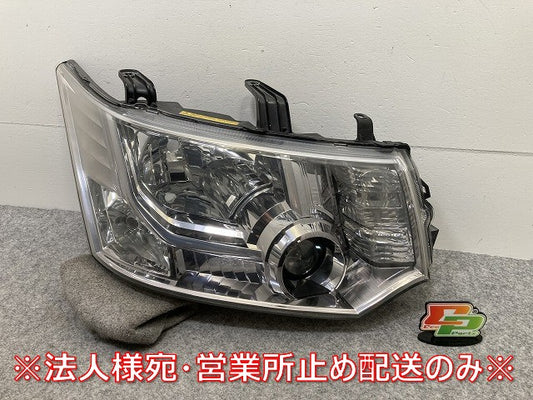 デリカD:5/D5 CV1W/CV2W/CV4W/CV5W 純正 前期 右 ヘッドライト/ランプ キセノン HID レベライザー KOITO 100-87918 三菱(145199)