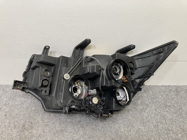 デリカD:5/D5 CV1W/CV2W/CV4W/CV5W 純正 前期 右 ヘッドライト/ランプ キセノン HID レベライザー KOITO 100-87918 三菱(145199)