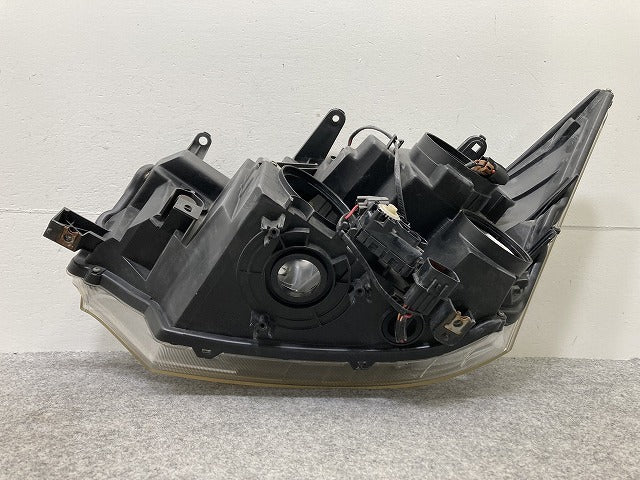 デリカD:5/D5 CV1W/CV2W/CV4W/CV5W 純正 前期 右 ヘッドライト/ランプ キセノン HID レベライザー KOITO 100-87918 三菱(145199)