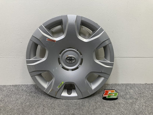 ハイエース/レジアスエース 200系/1型/2型/3型/4型/5型/6型/7型/標準/ワイド 純正  ホイールキャップ 15インチ シルバー トヨタ(145210)
