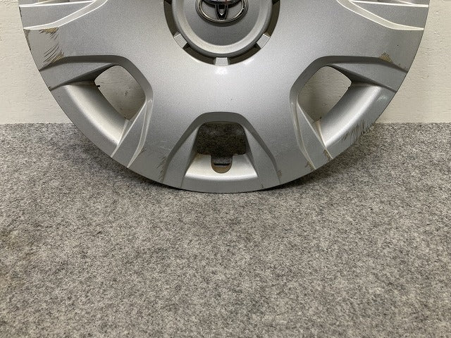 ハイエース/レジアスエース 200系/1型/2型/3型/4型/5型/6型/7型/標準/ワイド 純正  ホイールキャップ 15インチ シルバー トヨタ(145213)