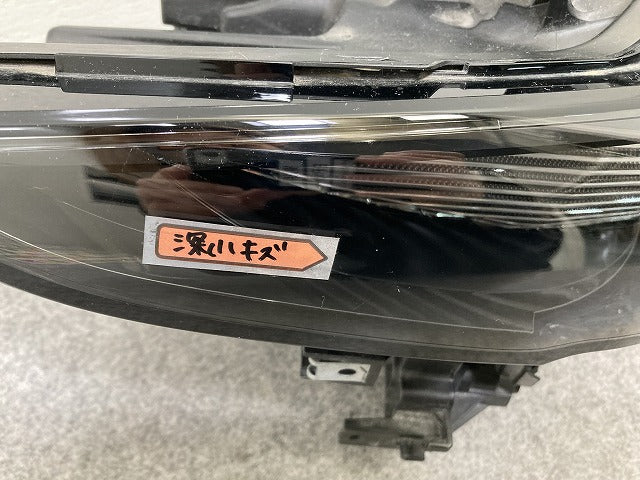 MAZDA3/マツダ3 BP5P/BP8P/BPFP/BPEP 純正 後期 右 ヘッドライト/ランプ バラストキセノン HID KOITO 100-651BG マツダ(145236)