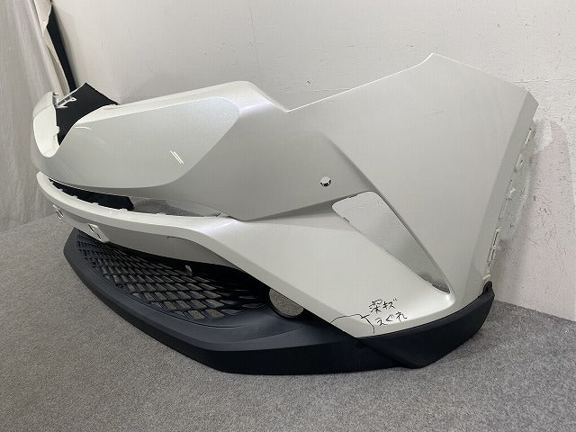 C-HR/CHR ZYX10/NGX10/NGX50 純正 前期 フロント バンパー ロアグリル付 52119-10410/20 ホワイトパールクリスタルシャイン 070(145239)