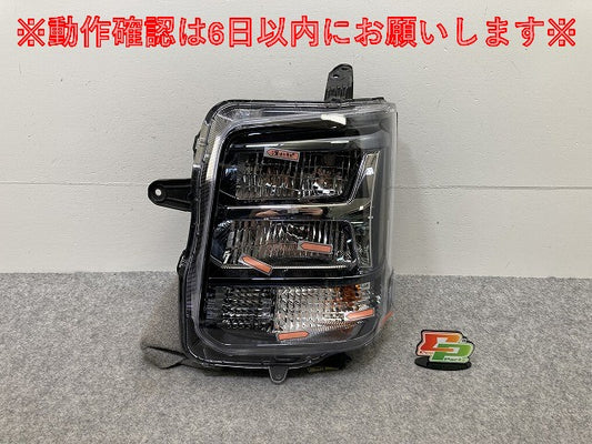エブリィ/クリッパー NV100/スクラム/ミニキャブ DA17V/W/DR17V/W/DG17V/W/DS17V/W 純正 ヘッドライト/LED A028/35100-61U00(145240)