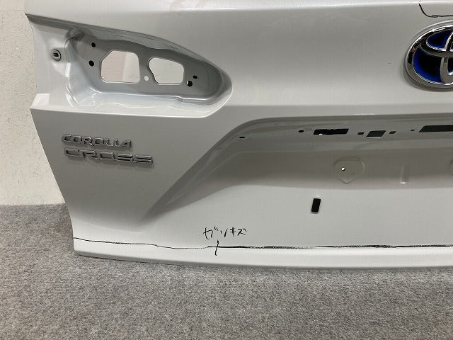 カローラ クロス ZSG10/MXGA10 ハイブリッド/ZVG11/ZVG15/ZVG13/ZVG16 純正 リアゲート/バックドア/リアハッチ プラチナホワイト(145253)