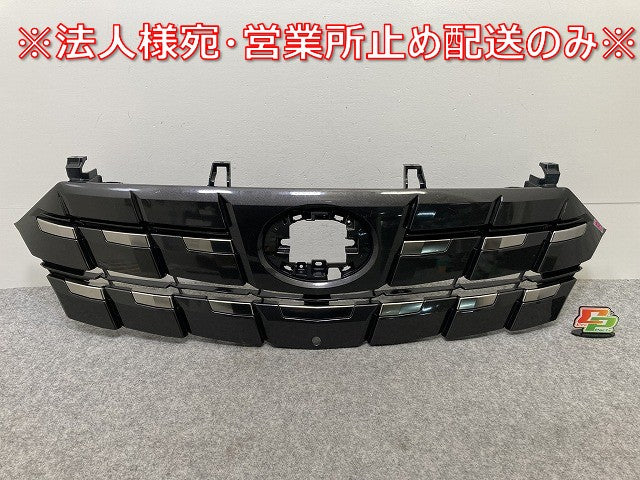 アルファード 40系/AGH40W/AGH45W ハイブリッド/AAHH40W/AAHH45W 純正 フロントグリル/ラジエーターグリル カメラ穴付 53111-V2010(145260)