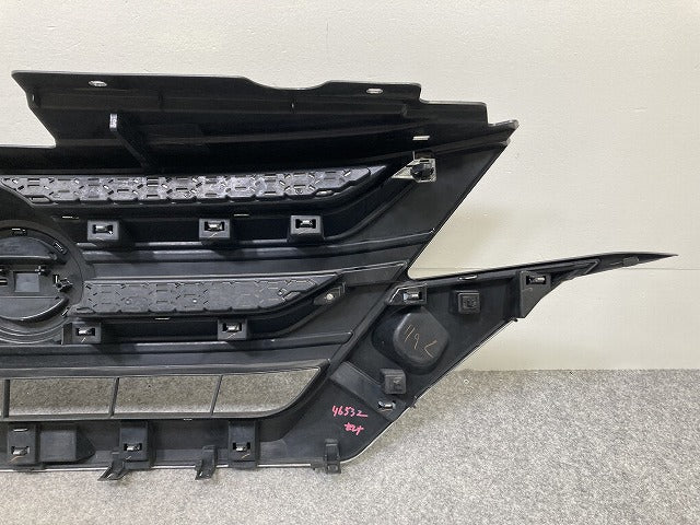 セレナ/ハイウェイスター C27/GFC27/GFNC27 純正 前期 フロント グリル/ラジエーターグリル 62310 5TF0A/B ブラック ソリッド 日産(145261)