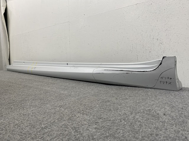 カムリ 70系/AXVH70/AXVH75 純正 左 サイドステップ/サイドスカート ロッカーパネルモール/アンダーモール 75860-33100 ホワイト(145266)