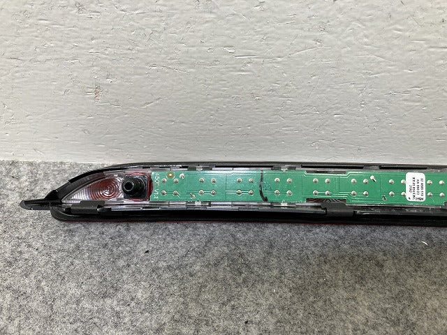新品!ポロ ゴルフ ティグアン 純正 後 テールランプ/ライト/レンズ LED ハイマウントストップランプ 5G0 945 087 B 5G0945087B(145271)