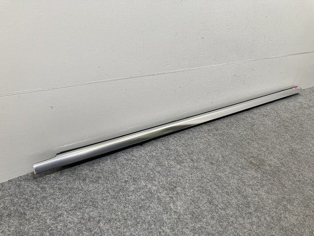 新品!Eクラス/AMG W213 純正 右 リア ドア シーリングレール/メッキモール 213 730 36 07 Q001 2137303607 メルセデスベンツ(145272)