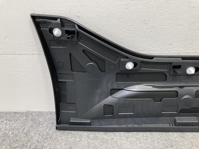 新品!XC40 XB系 左 リア ドア サイドパネル 32409186 素地 ボルボ(145277)