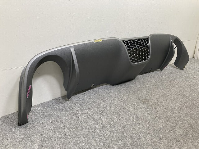 新品!アバルト 500 リア スポイラー ディフューザー/スポイラー 735465494 シルバー メタリック フィアット(145278)