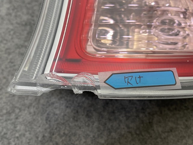 新品!ステップワゴン RK1/RK2 右 テールランプ/ライト/レンズ ハロゲン STANLEY P8895 ホンダ(145284)