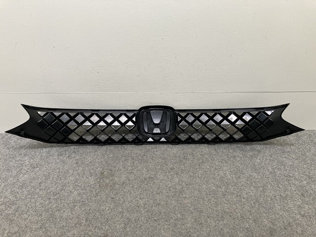 新品!フィット RS/GR3/GS4 純正 フロント グリル/ラジエーターグリル 71201-TZA-901-M1 71201-TZA-901 素地 ホンダ(145305)