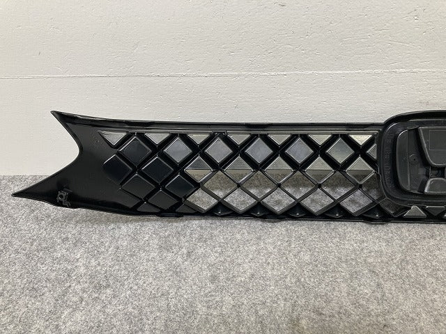 新品!フィット RS/GR3/GS4 純正 フロント グリル/ラジエーターグリル 71201-TZA-901-M1 71201-TZA-901 素地 ホンダ(145305)