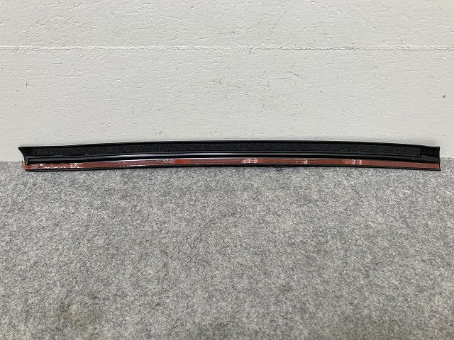 新品!ステップワゴン RP1/RP2 スパーダ/RP3/RP4/RP5 純正 左 スライドドア ベルトモール BDK1255F 72950- ホンダ(145310)